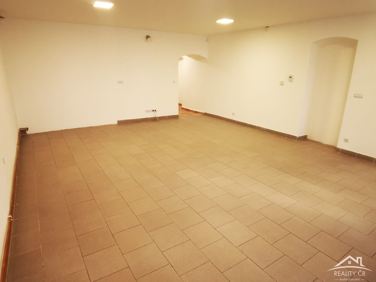 tn_zoom_filename_17963 tn_zoom_filename_17963